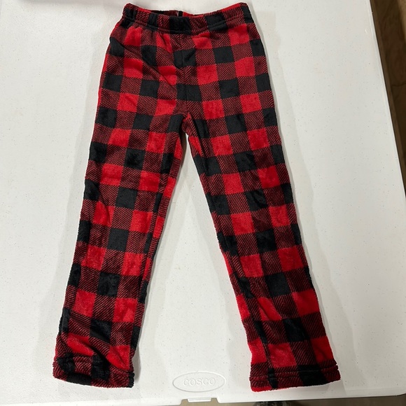 😍 3 for $15 😍 Girl’s Red & Black Buffalo Plaid Pajama Pants size 6 - Picture 1 of 2